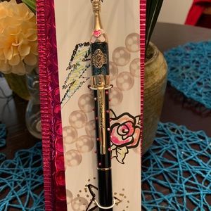 Betsy John novelty Pen